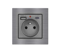 UNIC Elektrick� z�suvka 230V+USB+USB C 5V/2,1A  �ed� v r�me�ku 82mm, slitina hlin�ku - 277 K�