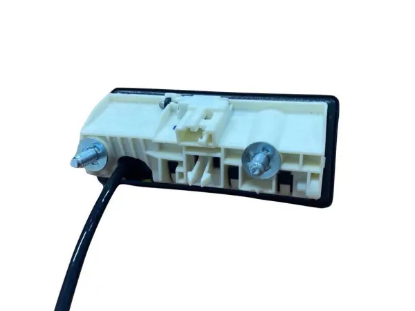 tlacitko pro elektricke ovladani zamku patych dveri vw audi skoda s parkovaci kamerou