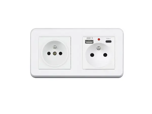 unic elektricka zasuvka 2x230v+usb+usb c 5v/2,1a plast bila v ramecku 153mm