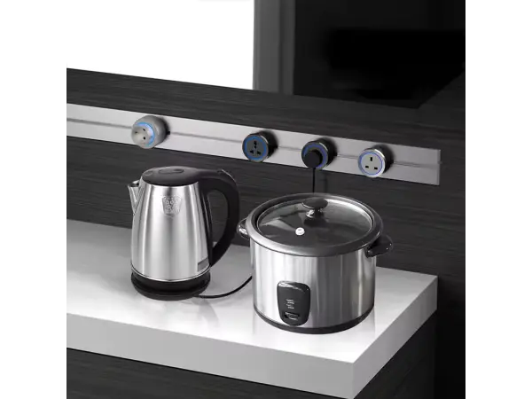 voltline povrchova zasuvkova lista 120cm seda pro 6-12 zasuvkovych modulu