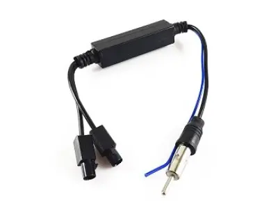 Ant�nn� nap�je� Y3136 a slu�ova� 2x Fakra - DIN