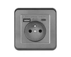 UNIC Elektrick� z�suvka 230V+USB+USB C 5V Rychl� nab�jen�, v�etn� r�me�ku, plast �ed� - 284 K�