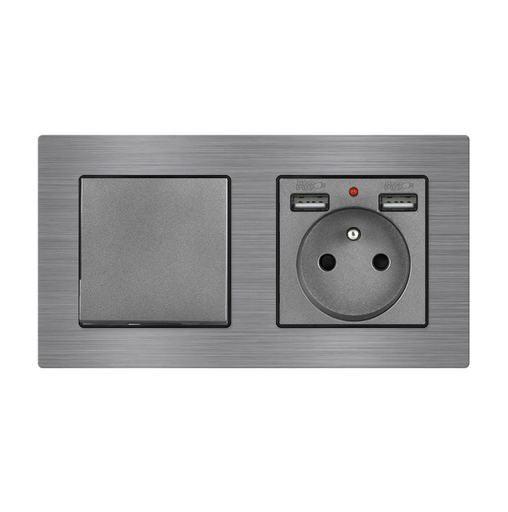 UNIC Elektrick zsuvka (230V+2xUSB 5V/2,1A) + vypna jednoplov .1 v rmeku 153mm, slitina hlinku ed
