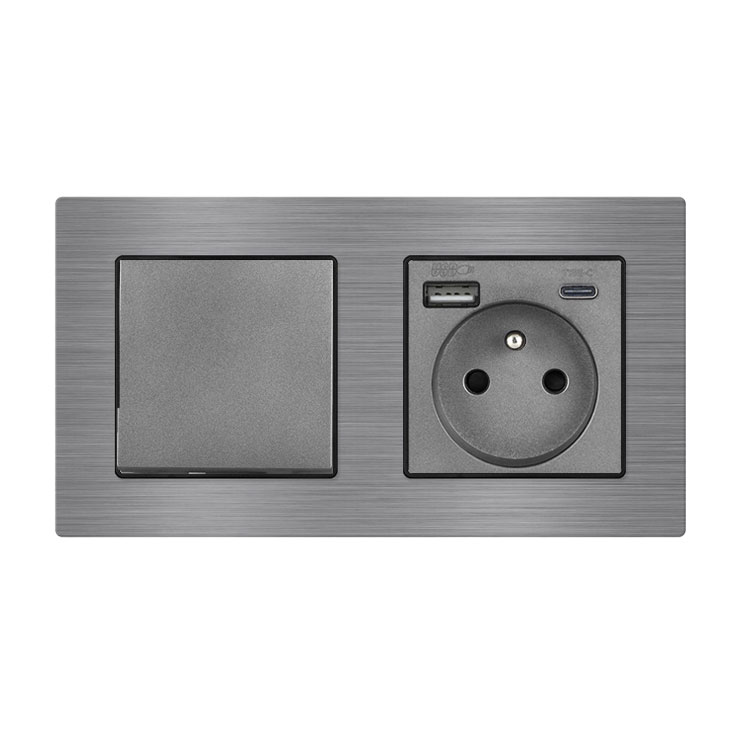 UNIC Elektrick zsuvka (230V+USB+USBc 5V Rychl nabjen) + vypna jednoplov .1 v rmeku 153mm, slitina hlinku ed